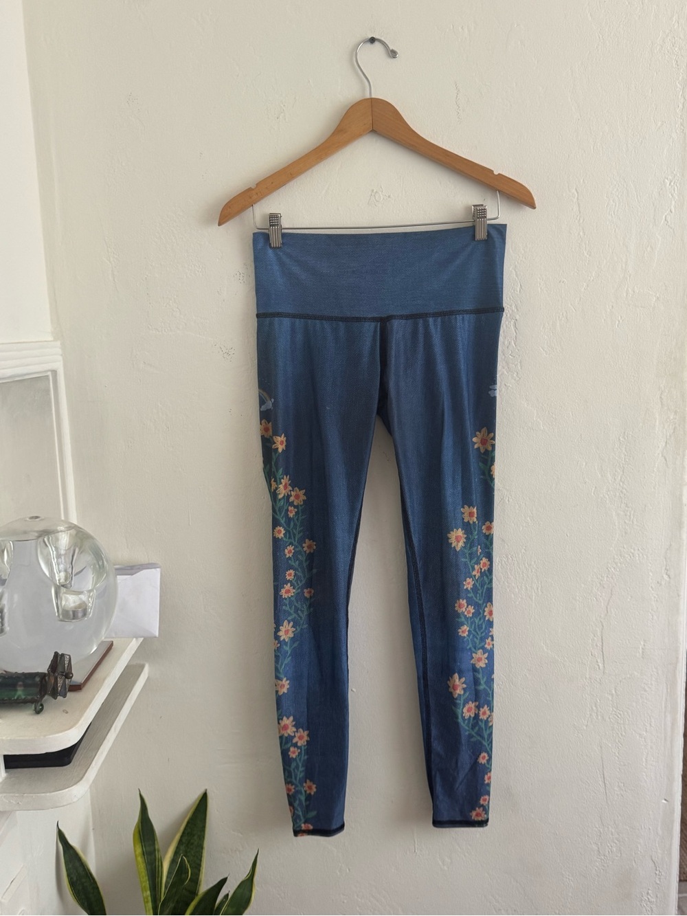 Teeki Blue Floral High-Waist Leggings with Cute Rainbow Accent